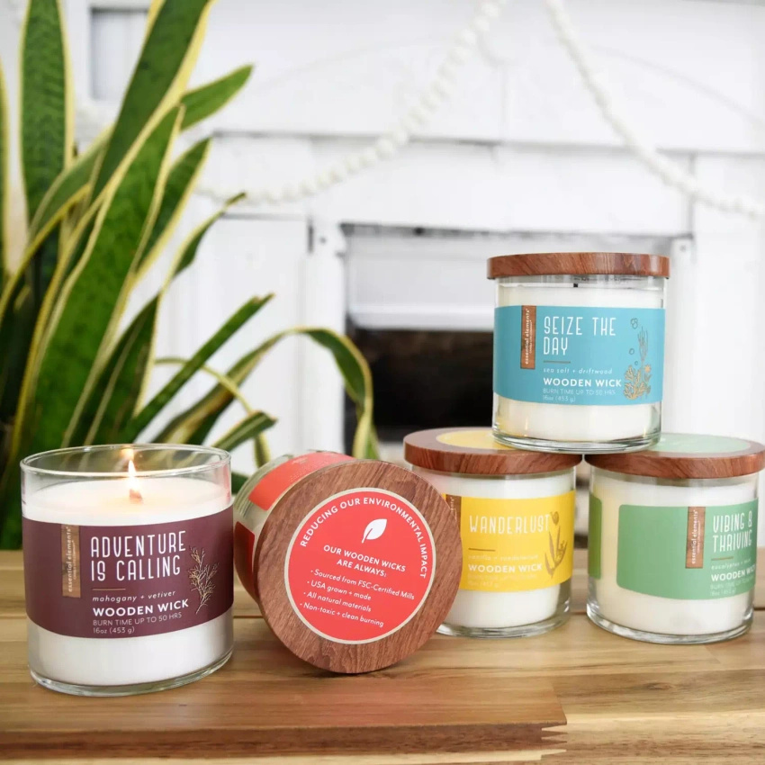 Bougie parfumée soja huiles essentielles Candle-lite Essential Elements 454 g - Wild & Free